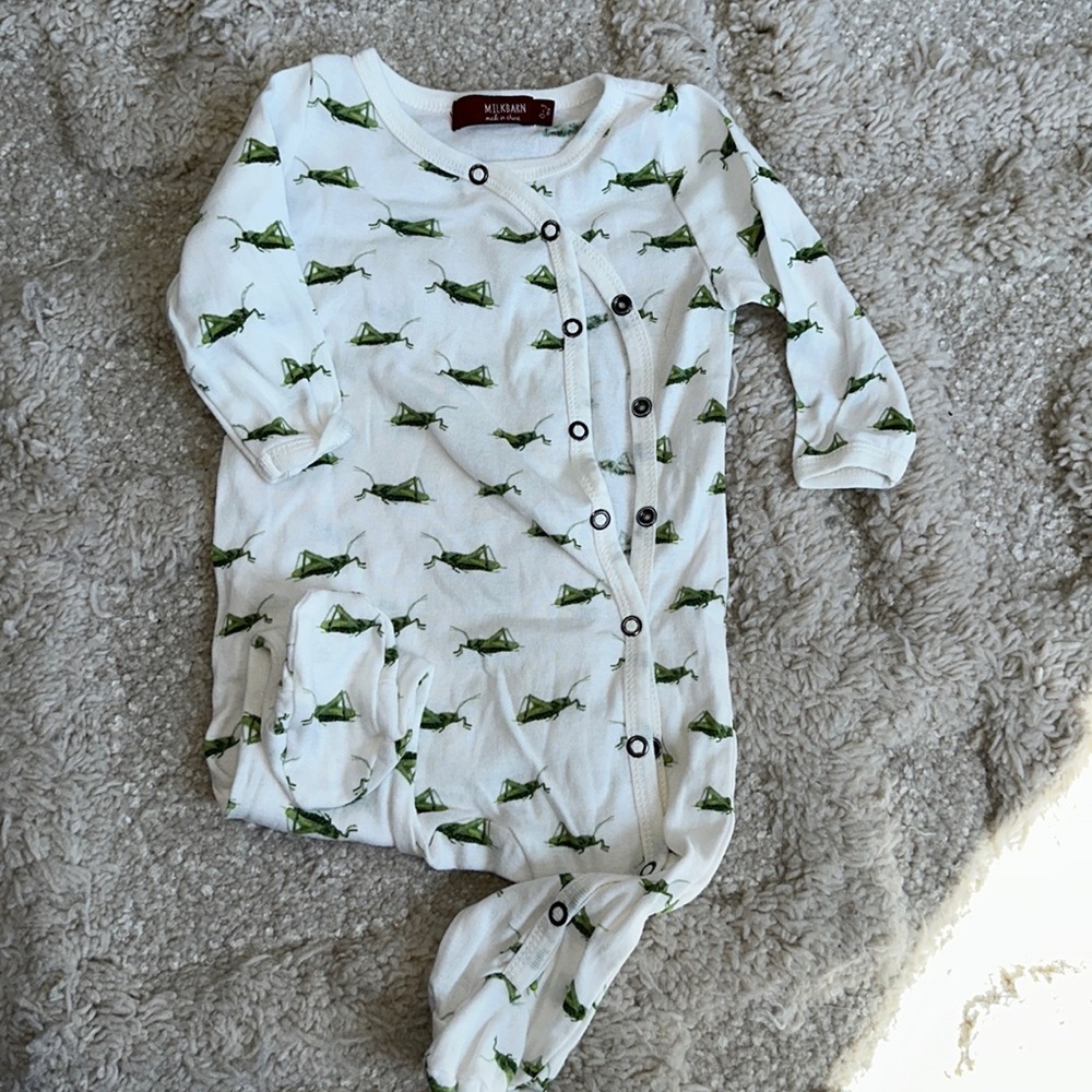 Milkbarn grasshopper footie